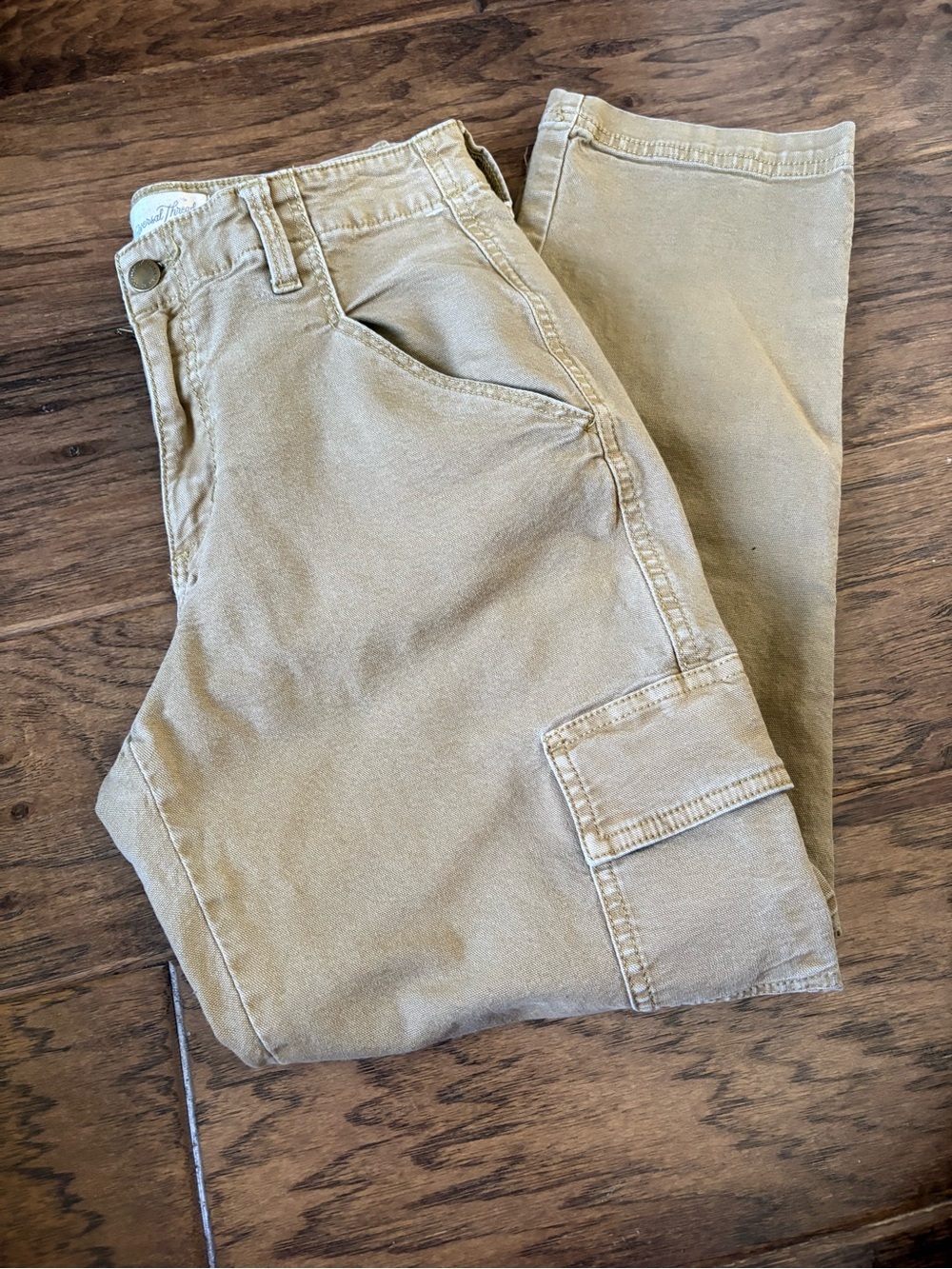 Universal Thread Straight Leg Women's Jeans in Tan